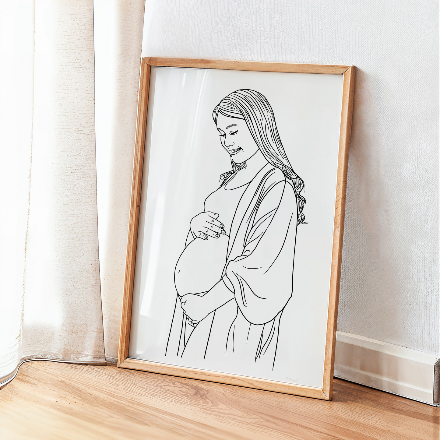 Nahaufnahme handgezeichnetes Schwangerschaftsportrait zeigt detaillierte Linienführung und Babybauch